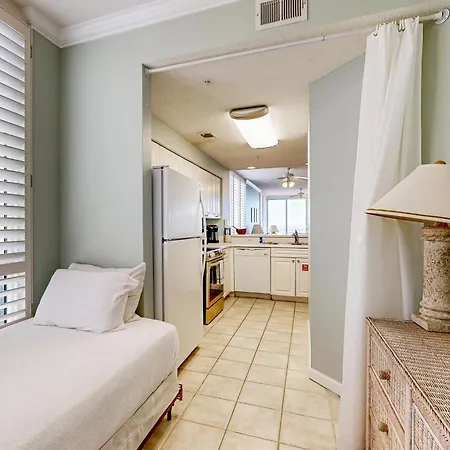 Pearl Condos Navarre Room photo